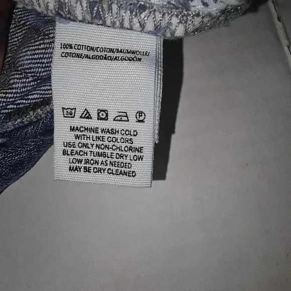 We The Free Medium Wash Distress Blue Jean Shorts - Picture 12 of 12